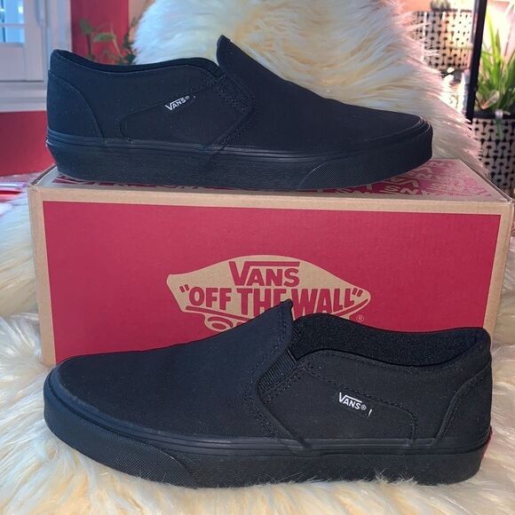 WOMEN VANS BLACK CANVAS SHOES - Picture 7 of 12